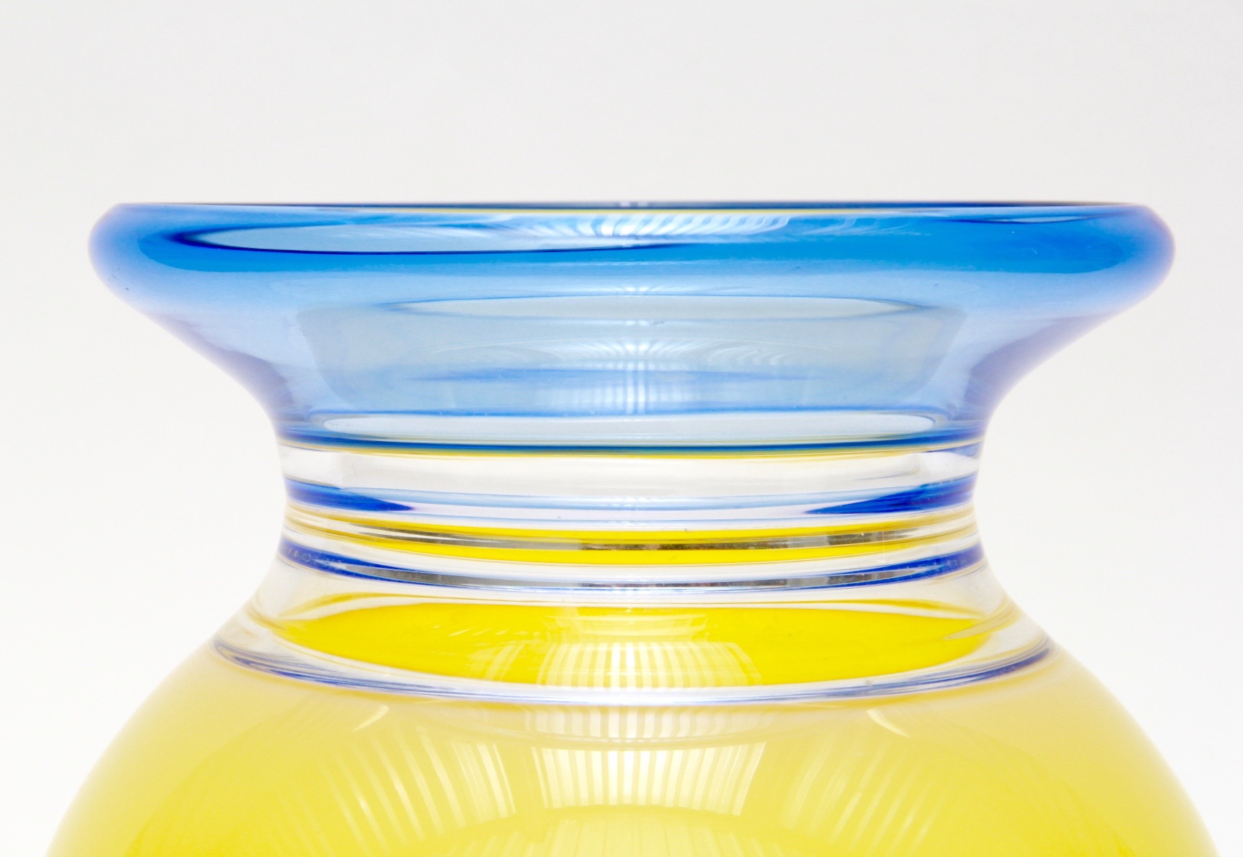 Listed Artist Sonja Blomdahl Blown Glass Art Vase