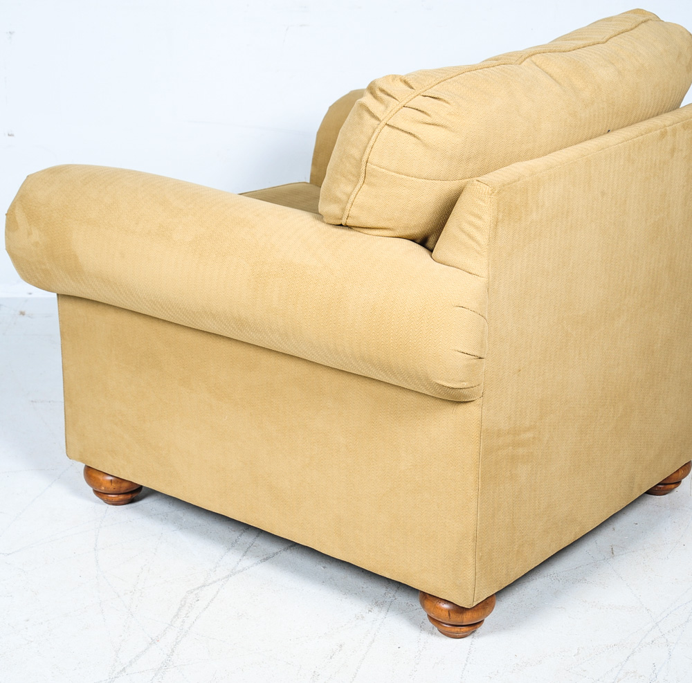Broyhill Upholstered Club Chair