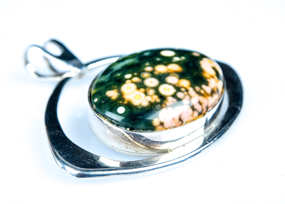 Sterling Silver and Oval Chalcedony Cabachon Pendant