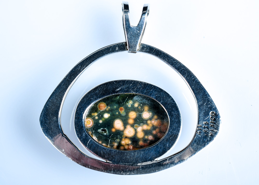 Sterling Silver and Oval Chalcedony Cabachon Pendant