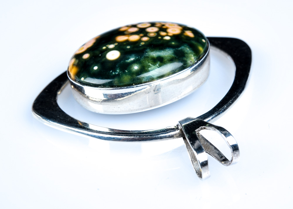 Sterling Silver and Oval Chalcedony Cabachon Pendant