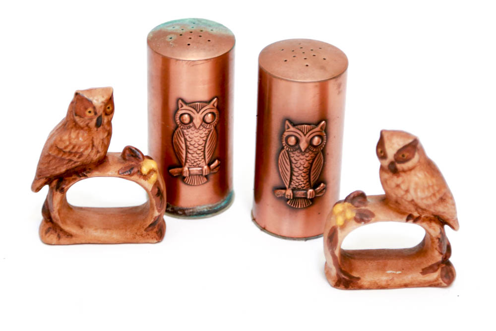 Assortment of Owl Decor