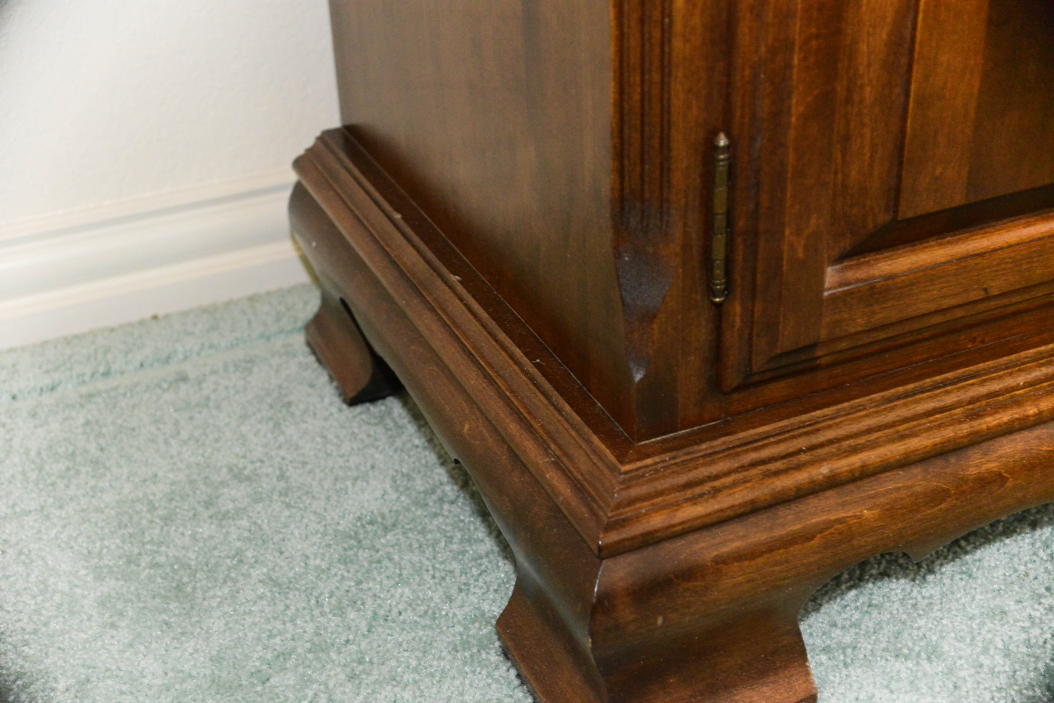 Pair of Ethan Allen Night Stands