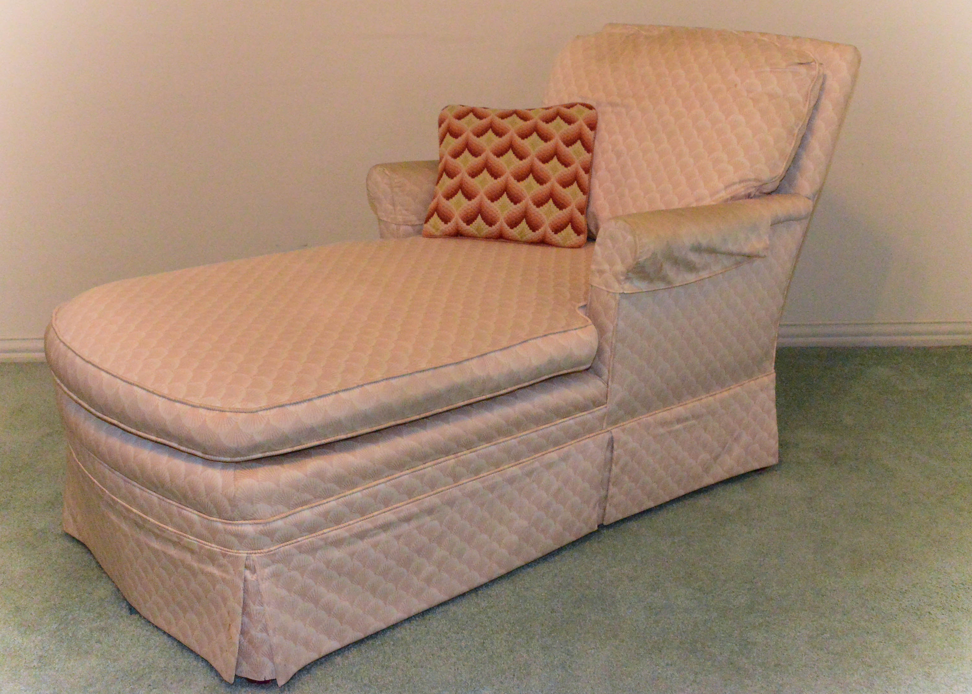 Pink Chaise Lounge Chair