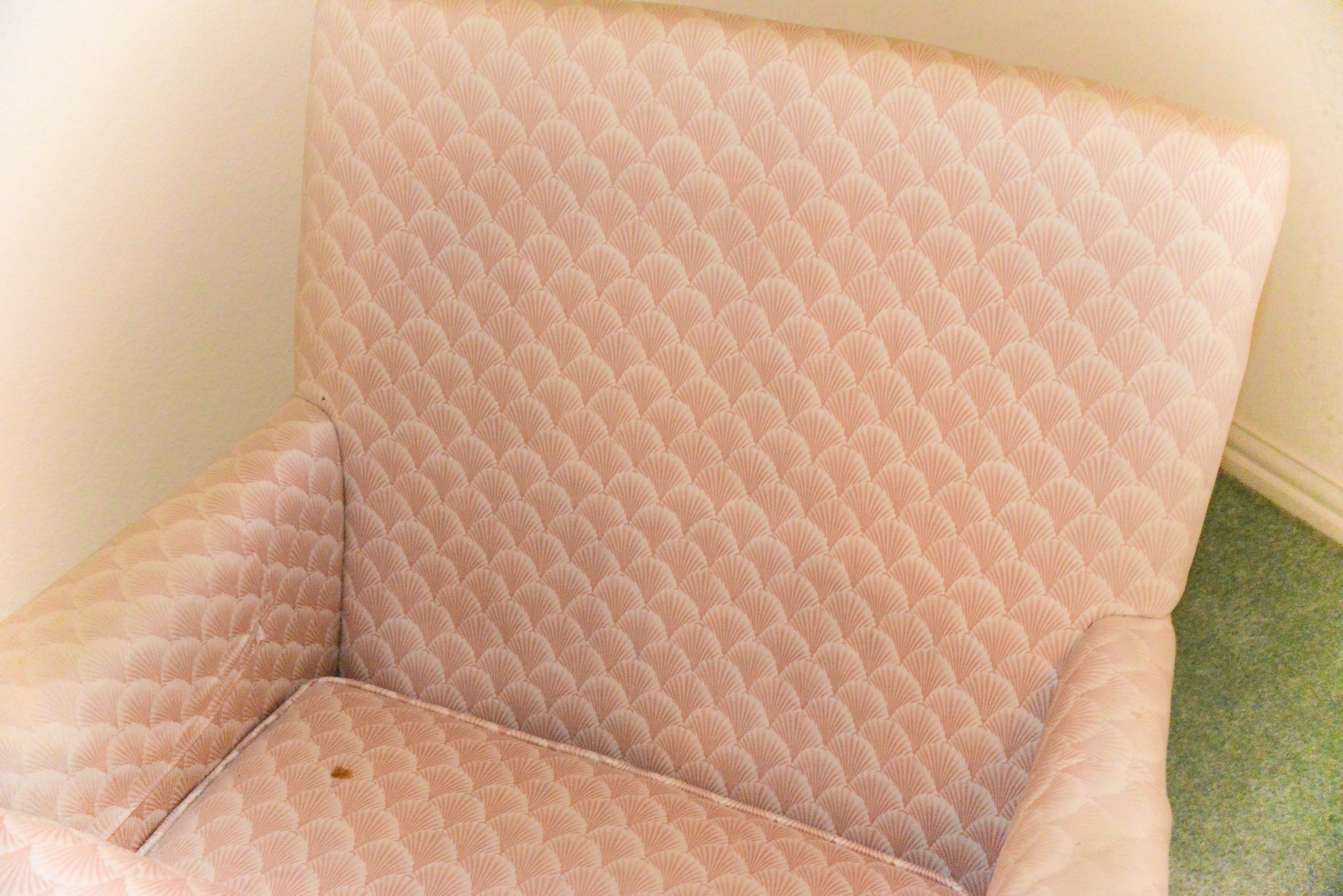 Pink Chaise Lounge Chair