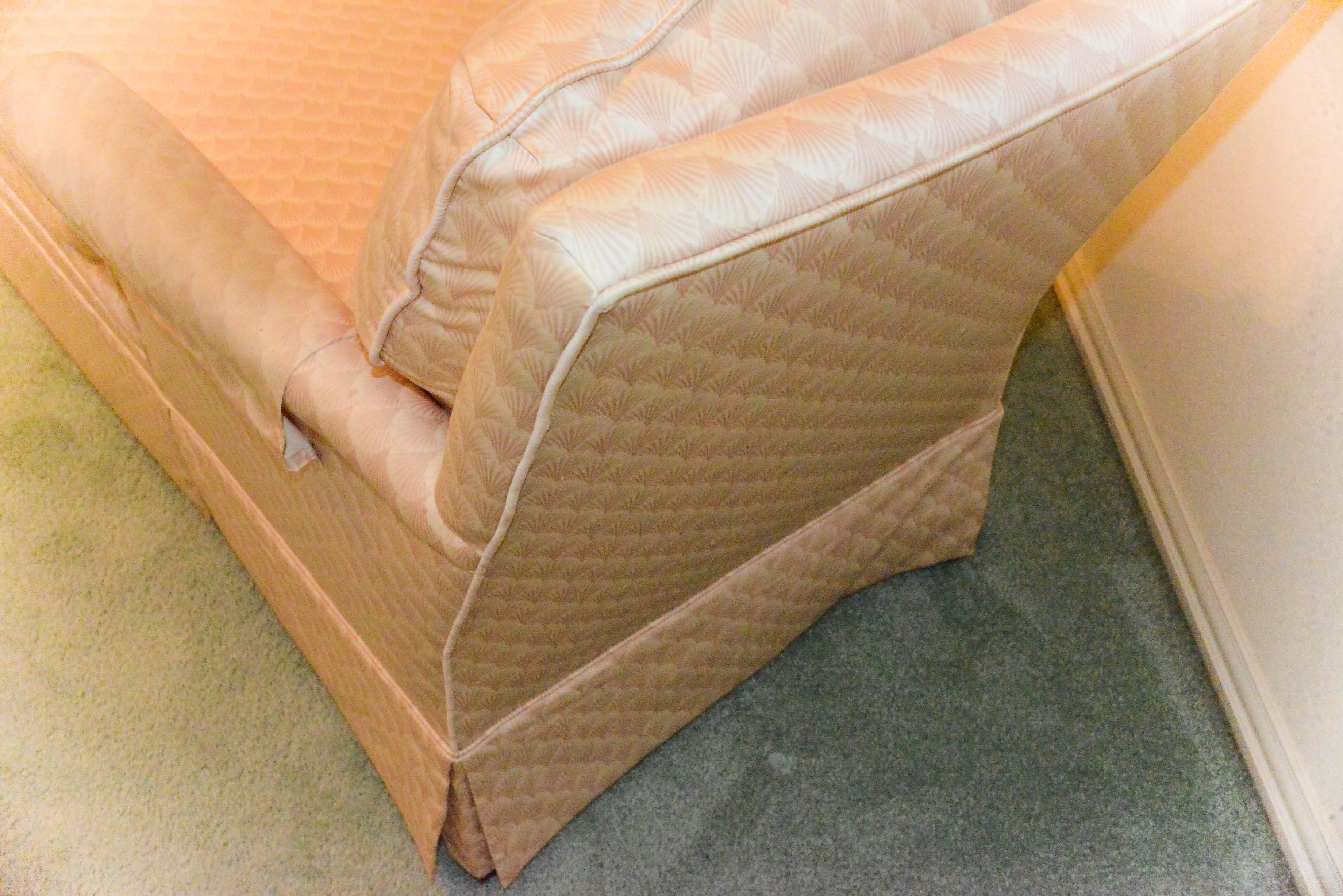 Pink Chaise Lounge Chair