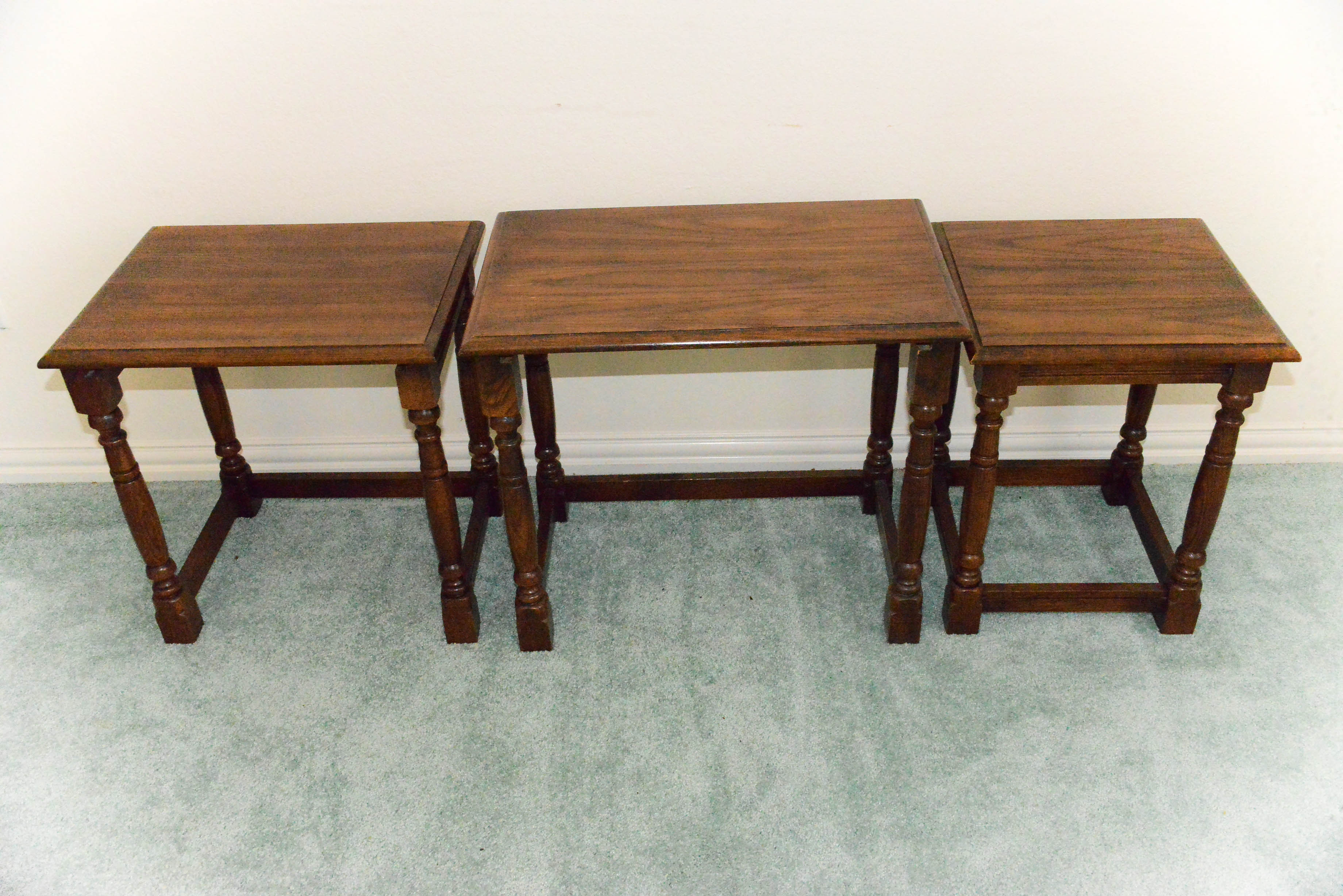 Set of Nesting End Tables