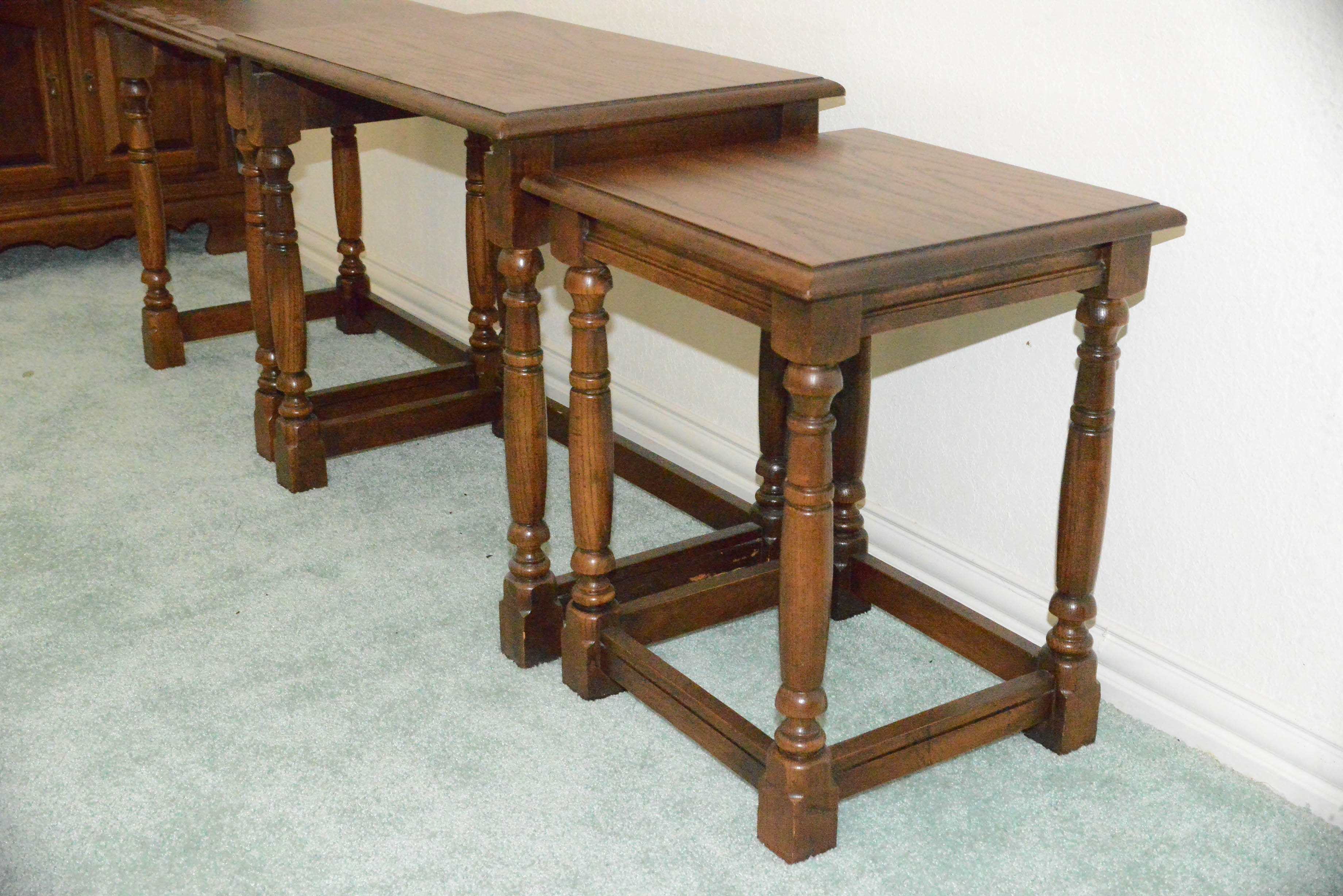 Set of Nesting End Tables