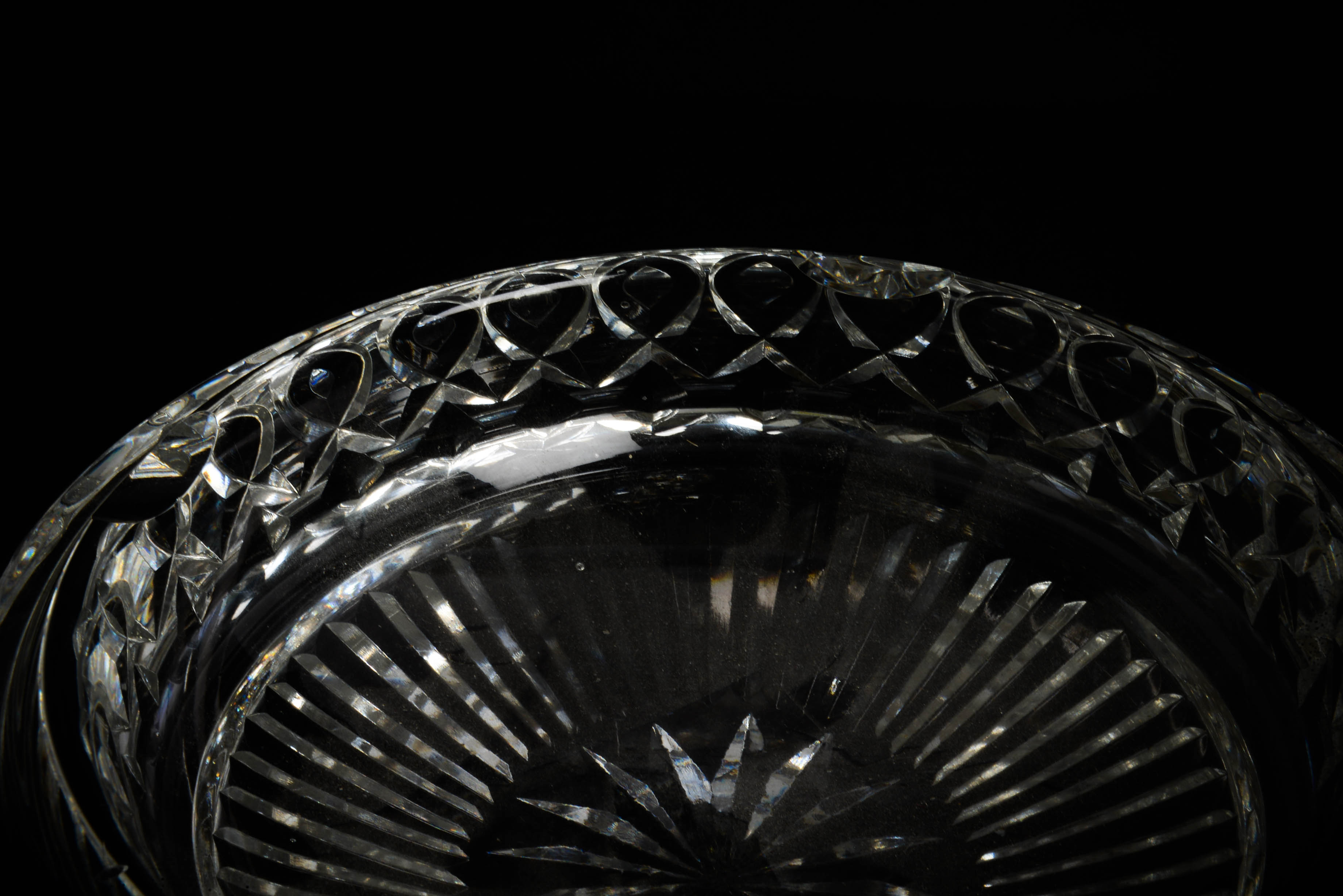 Cut Glass Heavy Ash Receiver