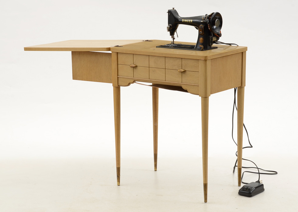 1950s Singer Sewing Machine Table