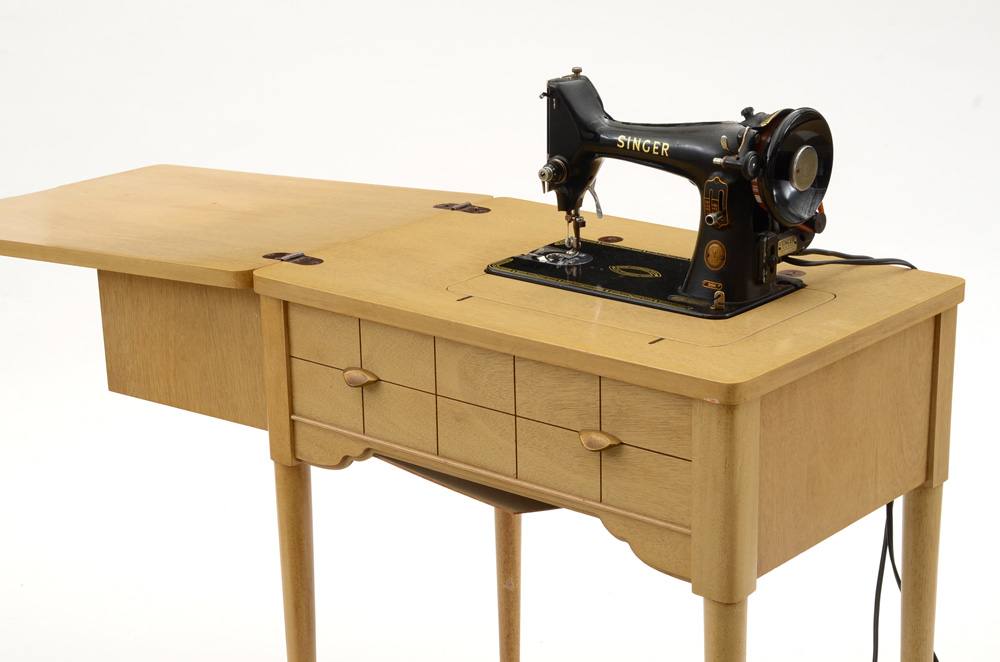 1950s Singer Sewing Machine Table
