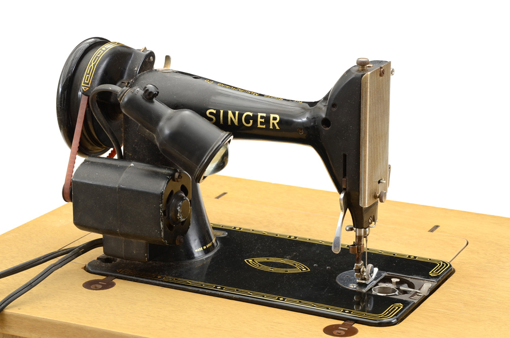 1950s Singer Sewing Machine Table