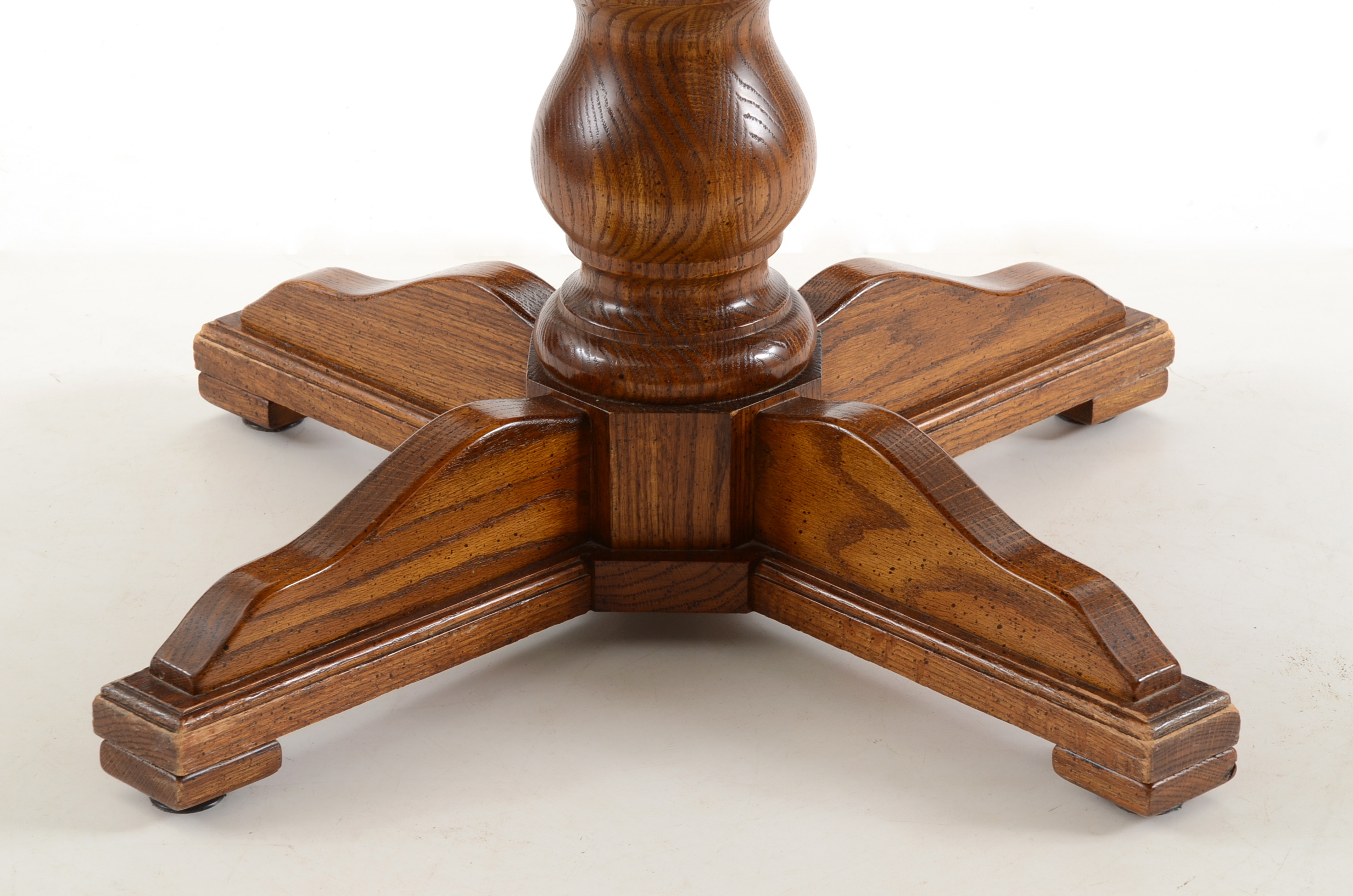 Adjustable Pedestal Dining Table