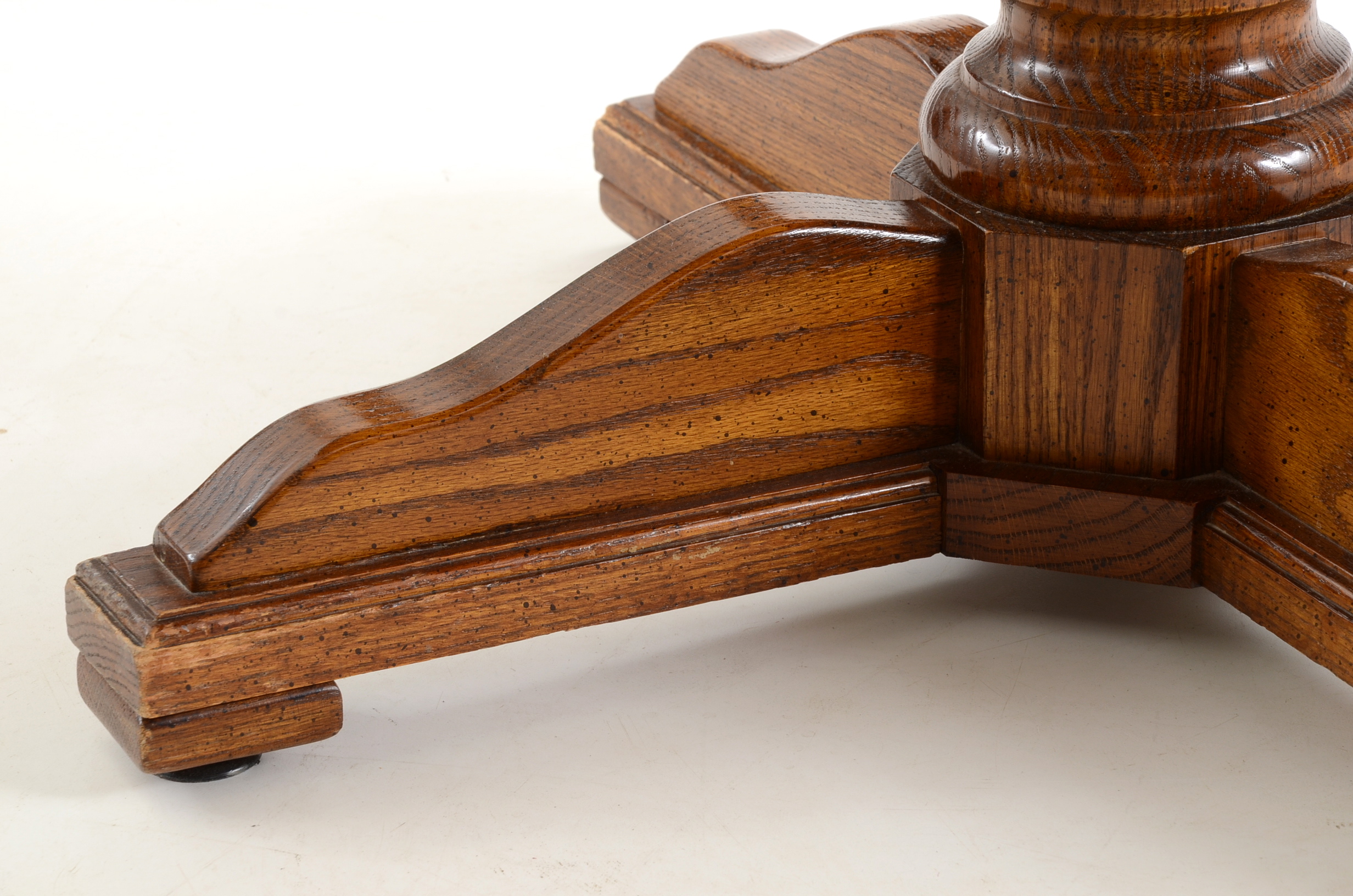 Adjustable Pedestal Dining Table