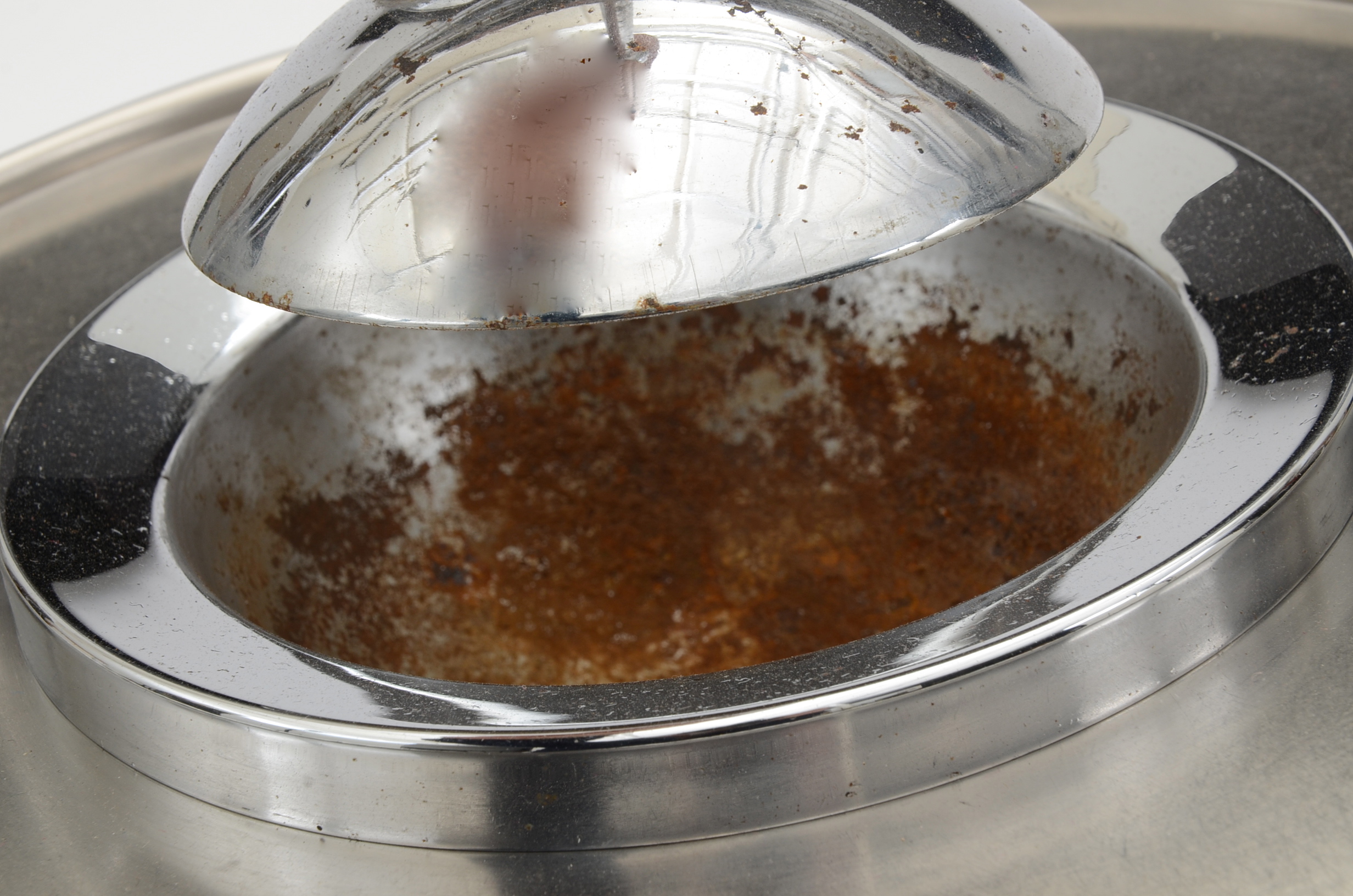 Chrome Cigarette Stand