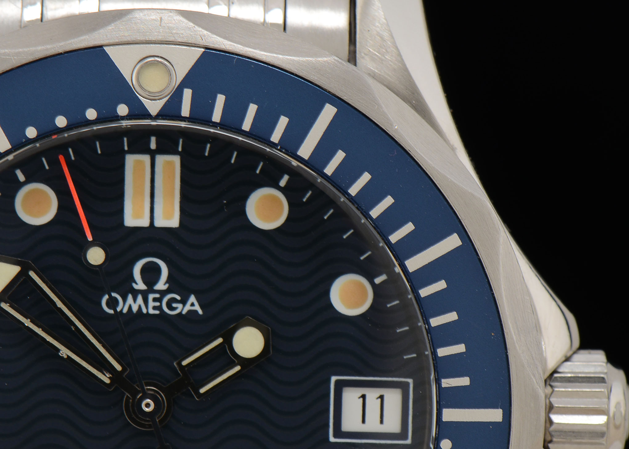 Omega Seamaster Professional Mid Size Automatic Blue "James Bond"
