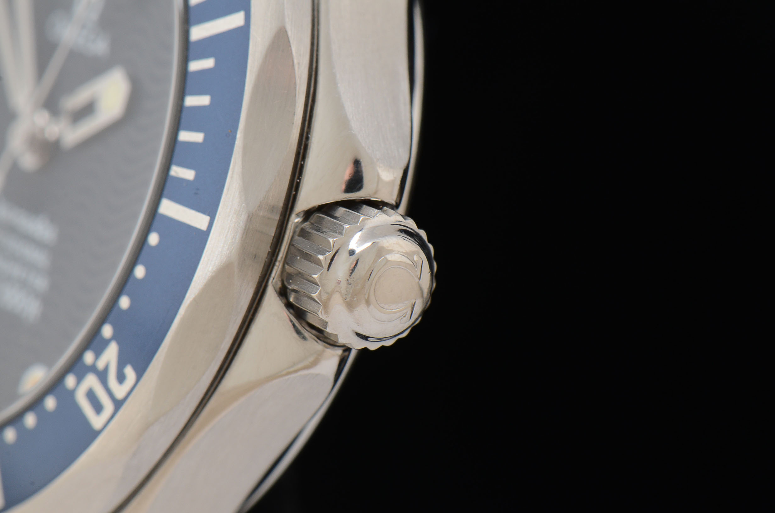 Omega Seamaster Professional Mid Size Automatic Blue "James Bond"