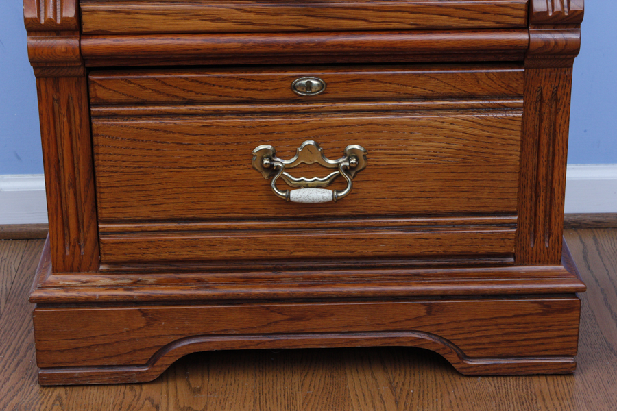 Lexington Oak Nightstand