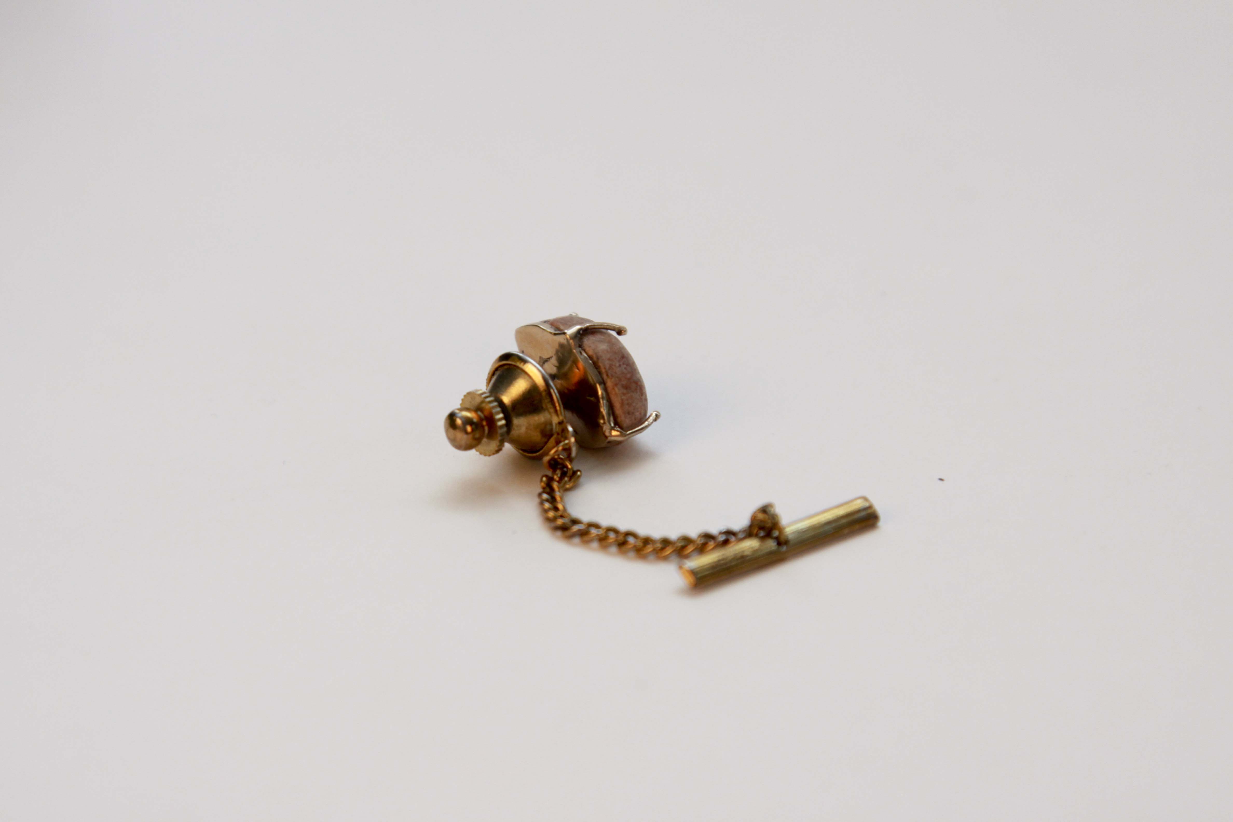 Vintage 14K Yellow Gold Fire Opal Tie Pin