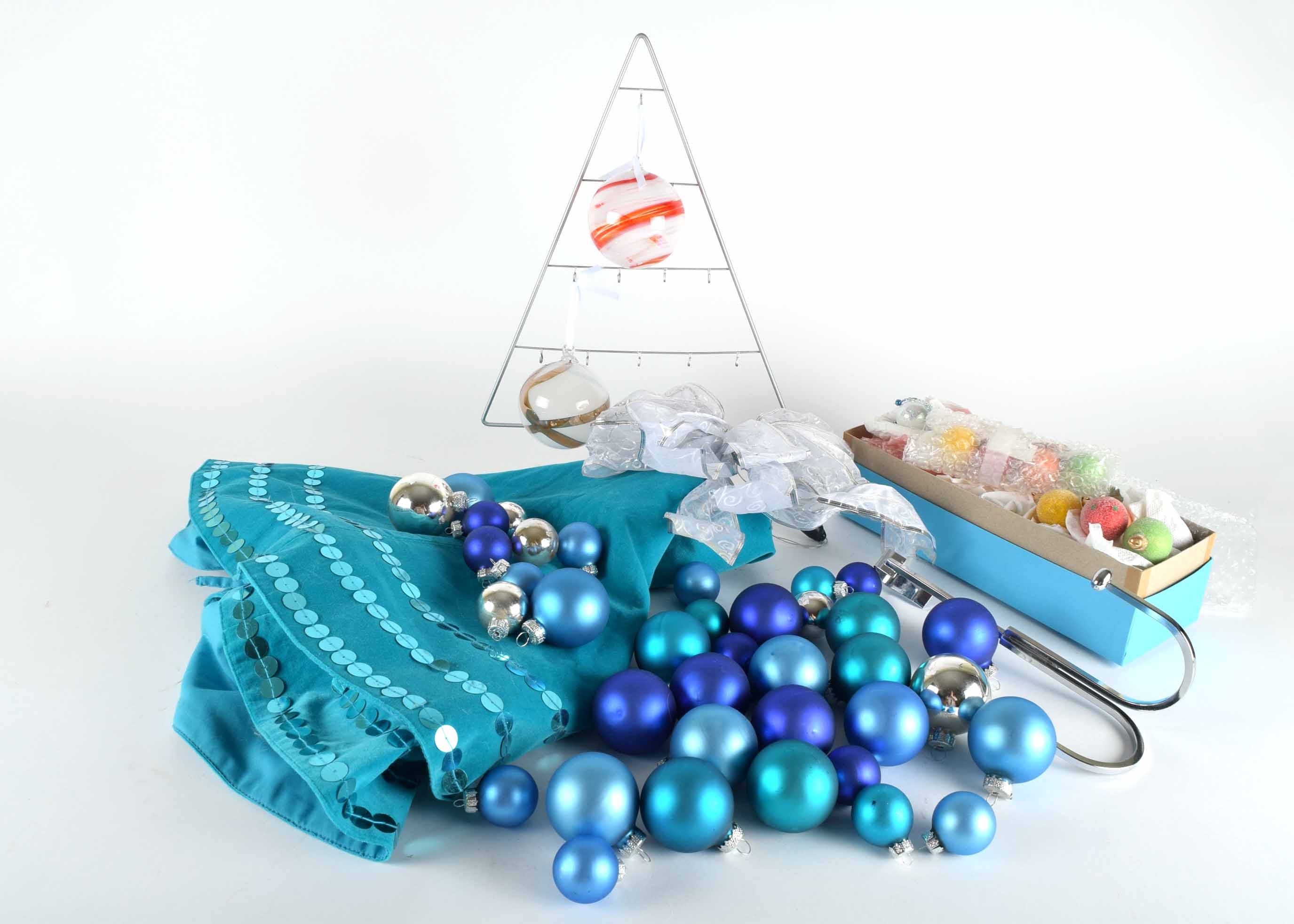 Christmas Decorating Assortment