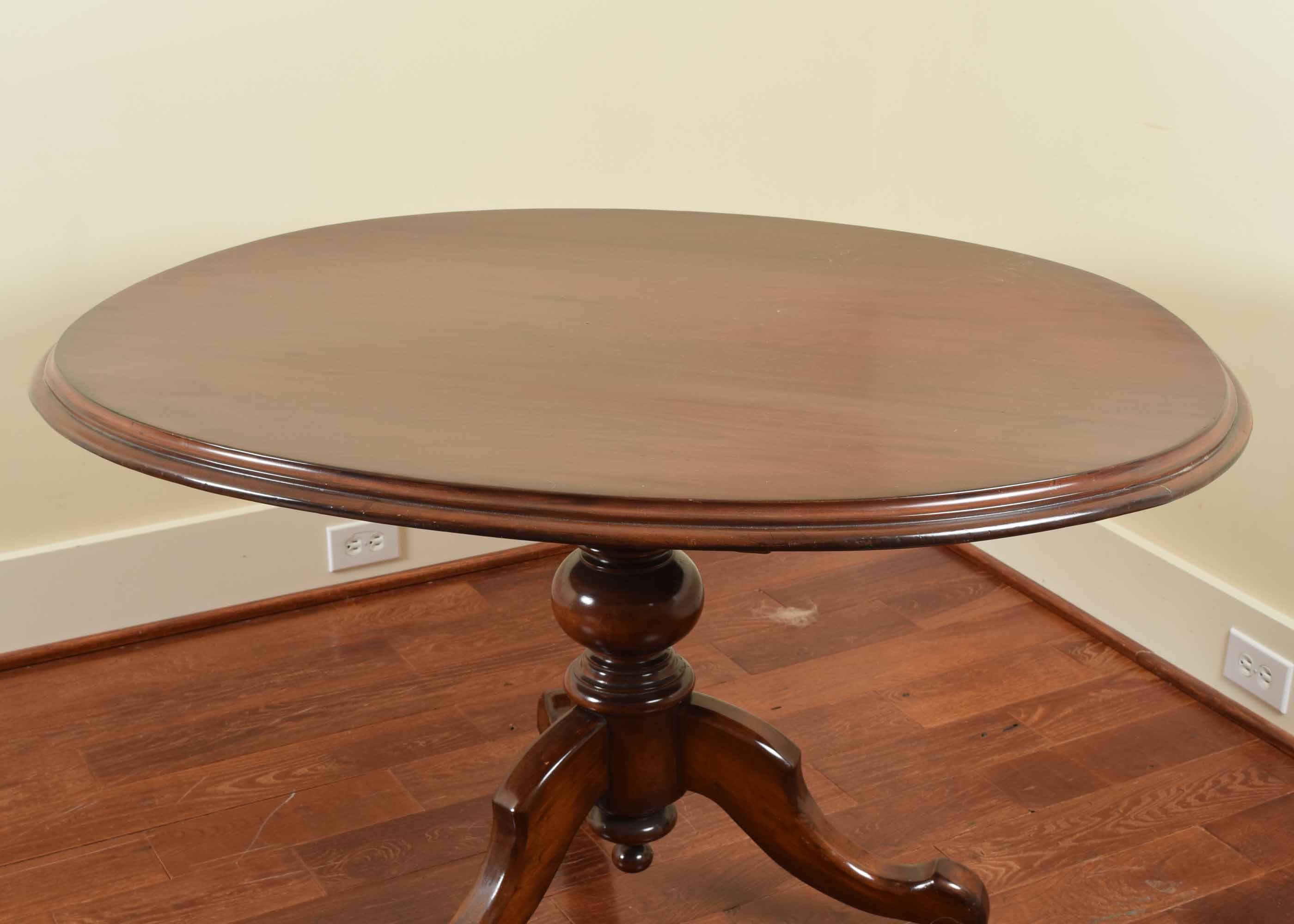 Oval Pedestal Dining Table
