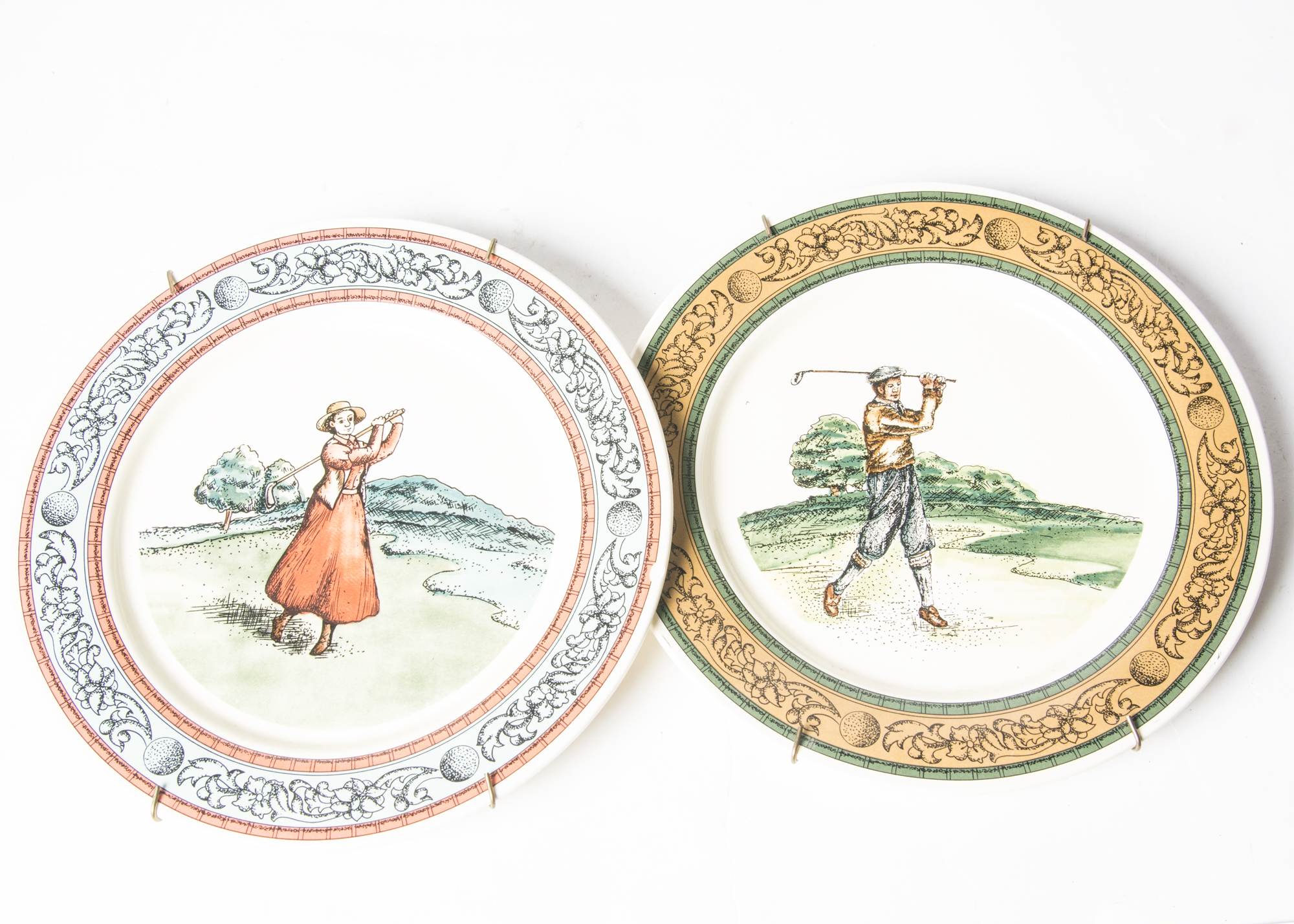 Pair of Vintage Decorative Golf Plates