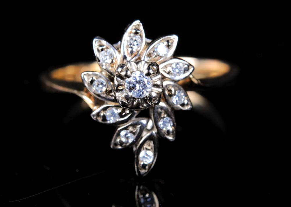 10K Gold Diamond Cluster Ring