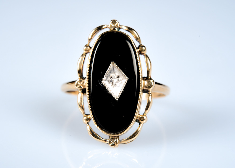 10K Gold Onyx and Diamond Ring