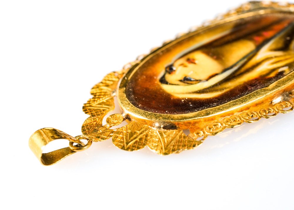 18K Yellow and White Gold Religious Pendant