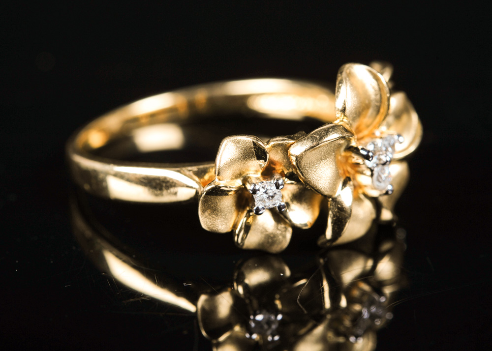 14K Gold and Diamond Flower Ring