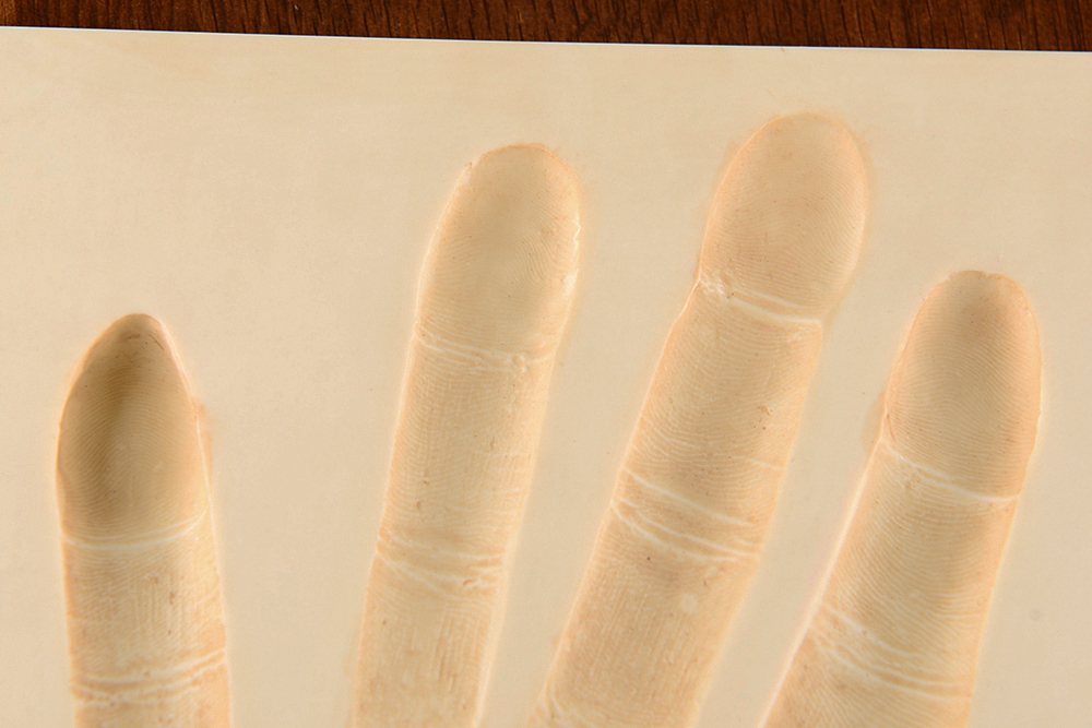 Muhammad Ali Hand-Print Plaque From Silk Road Gifts