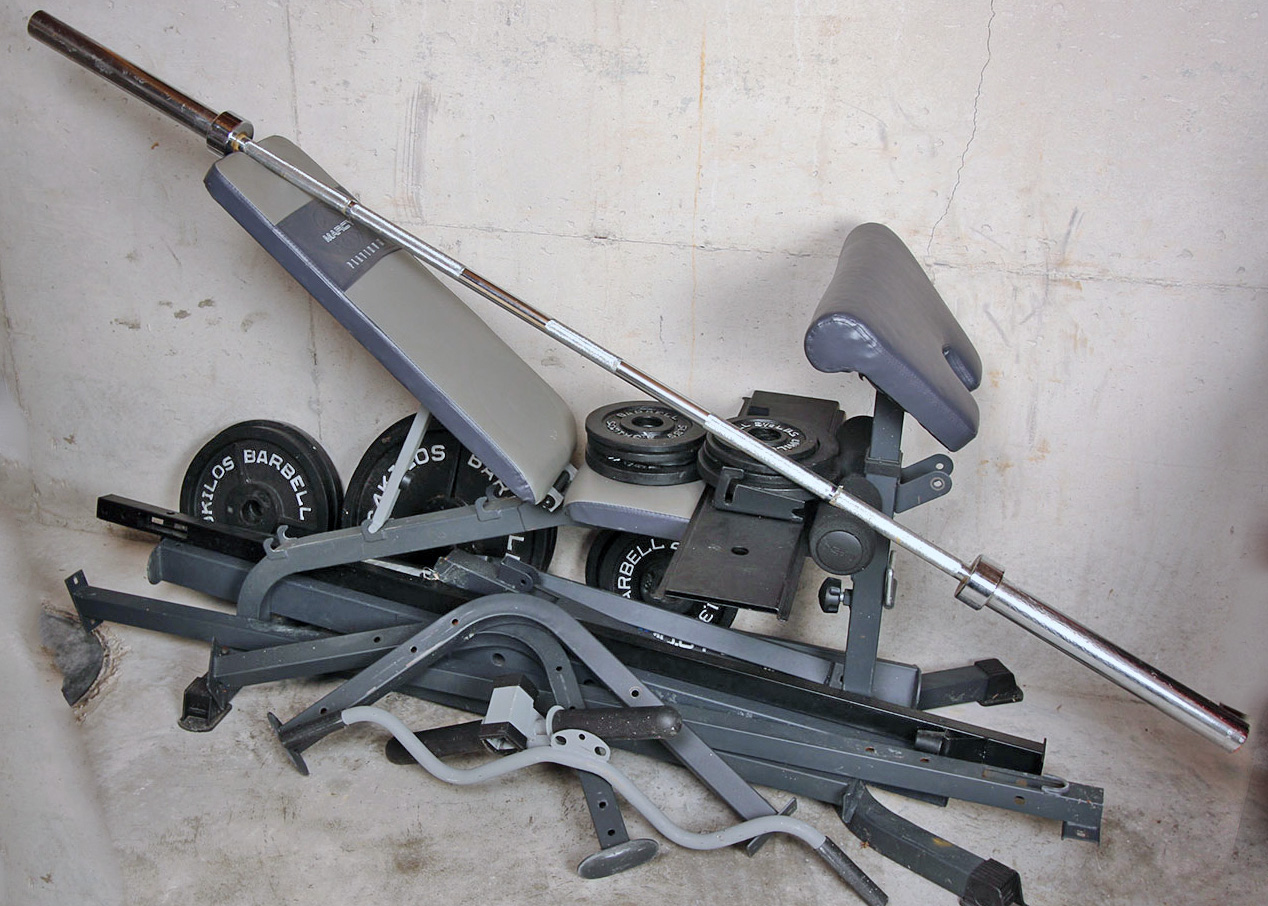 Marcy Platinum Power Rack Weight Bench with Attachments