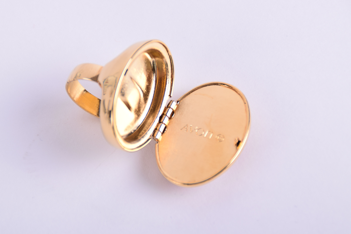 Vintage Avon Cameo Brooch and Ring