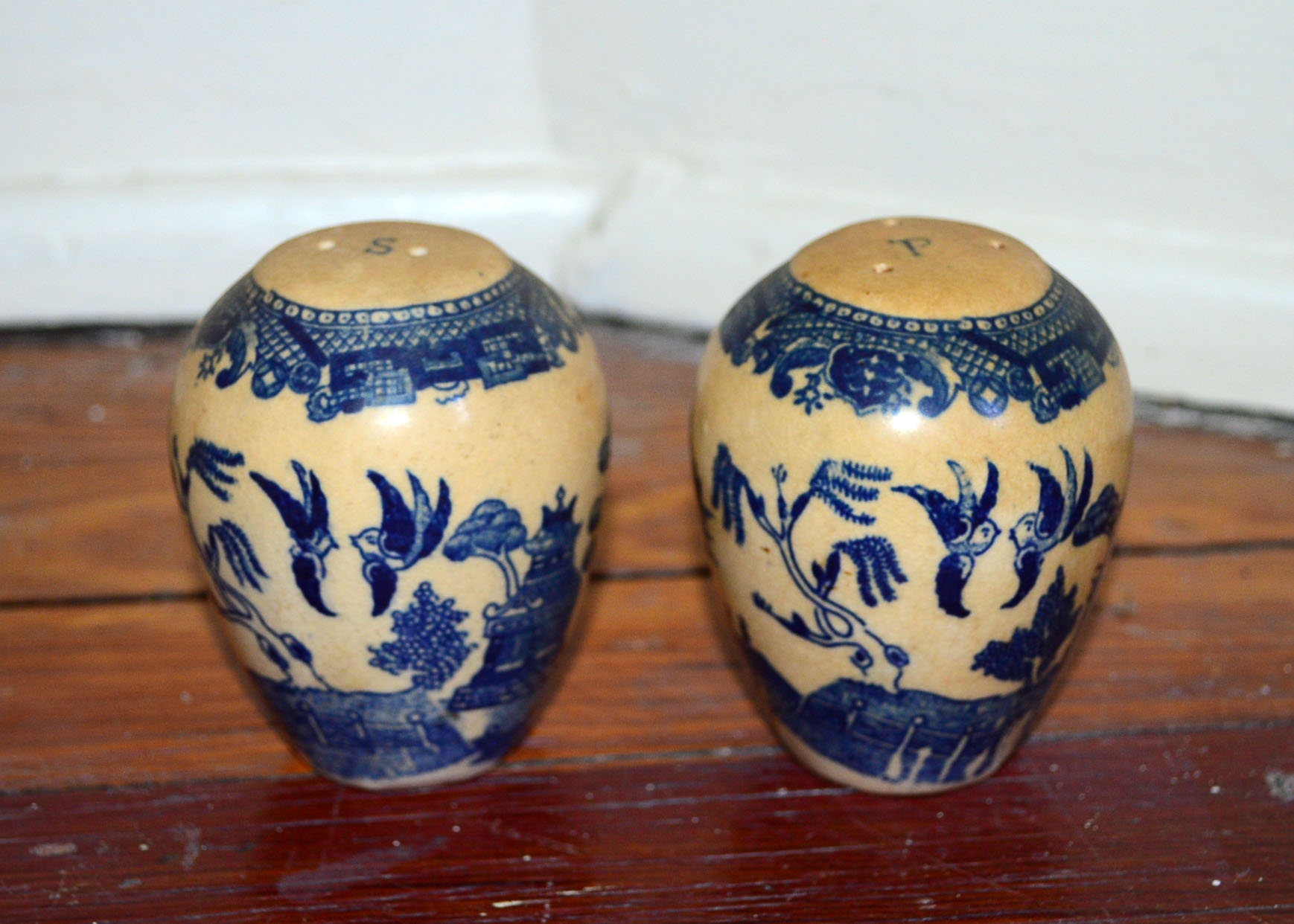 A collection of porcelain blue and white dinner service