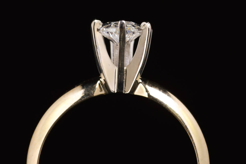 0.68CT 14K Yellow Gold Pear-Shaped Diamond Engagment Ring