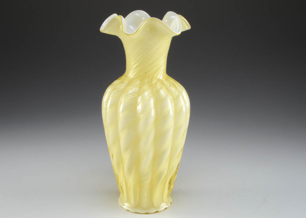 Vintage Sunflower Yellow Fenton Vase