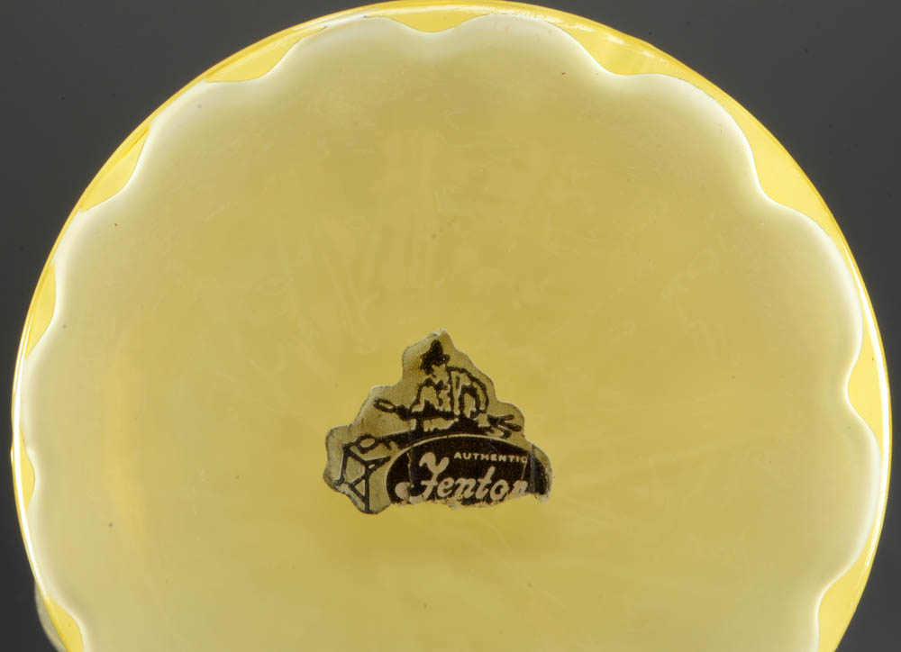 Vintage Sunflower Yellow Fenton Vase