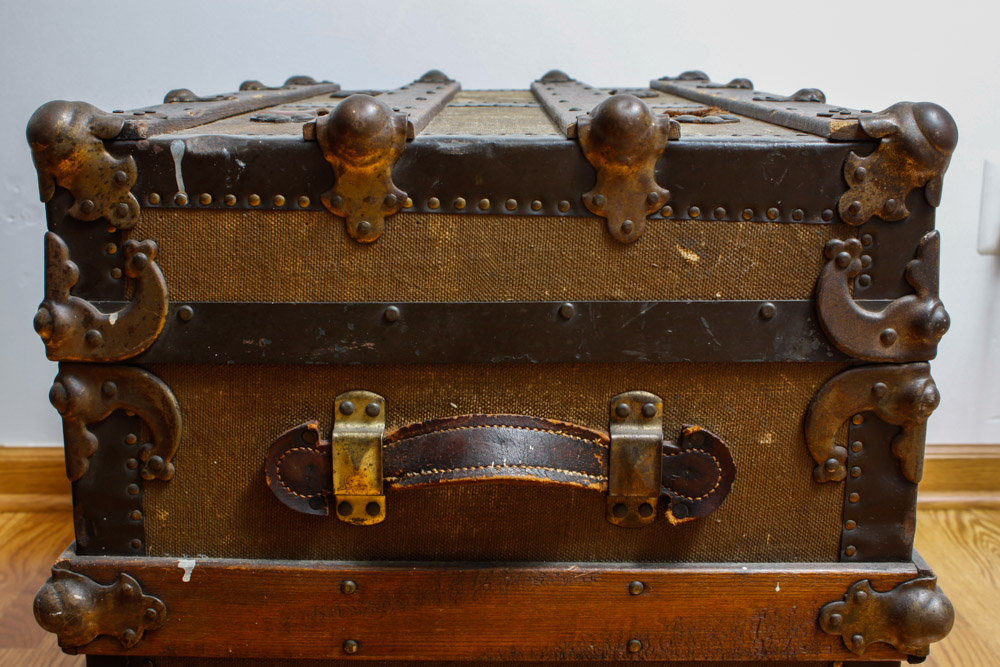 Vintage WM Lorenz Steamer Trunk