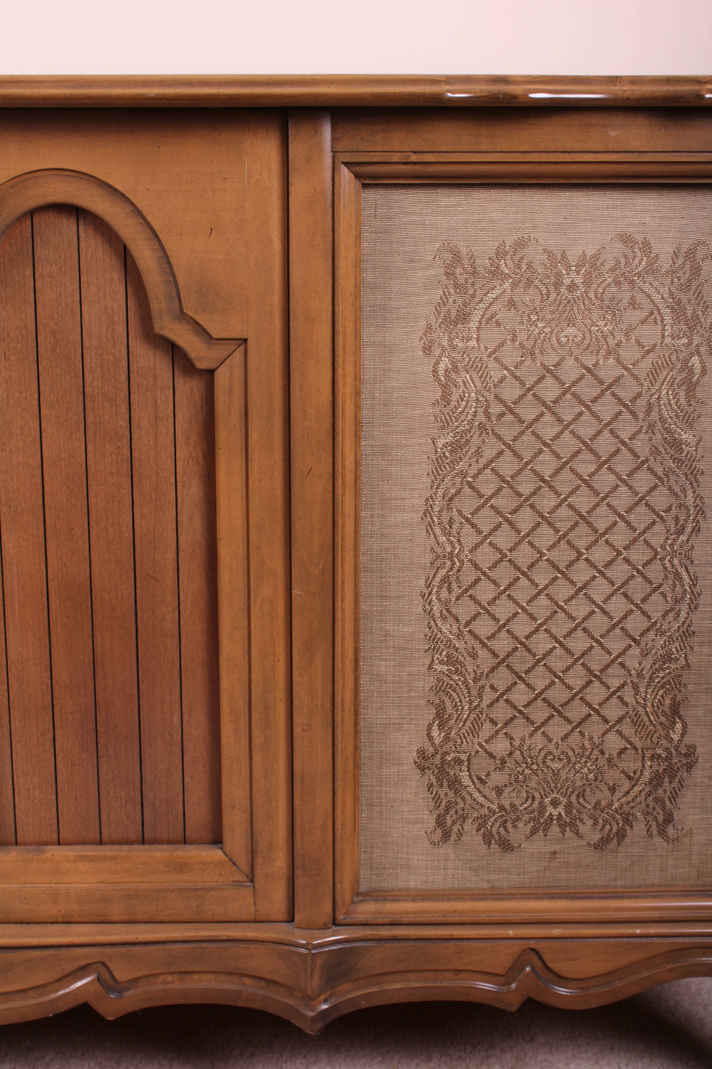 Vintage RCA Victor Record Cabinet with Speakers