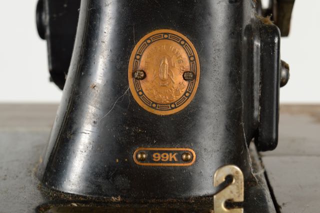 Vintage Sewing Machine and Walnut Veneer Sewing Table