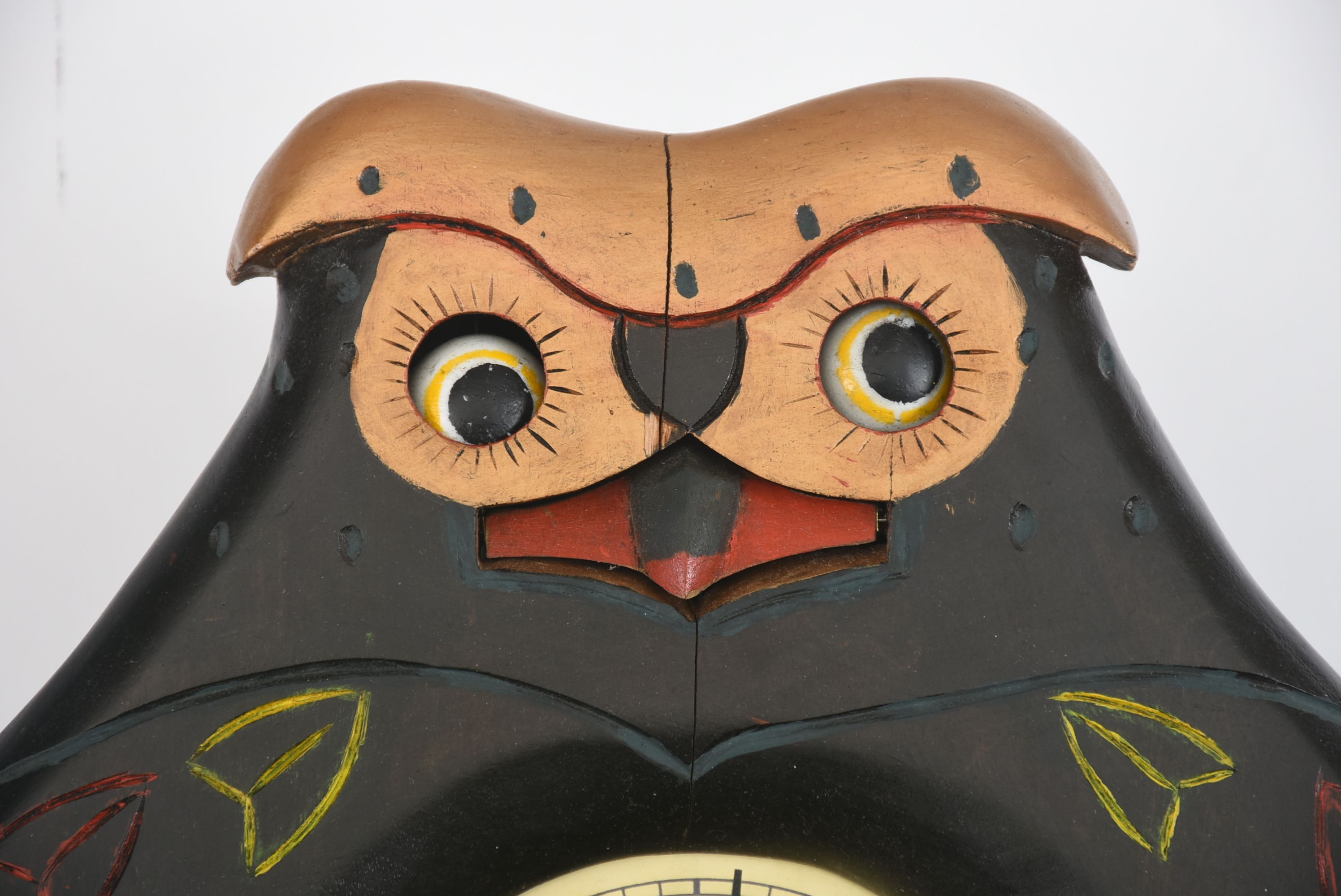 Charming Vintage Owl Wall Clock