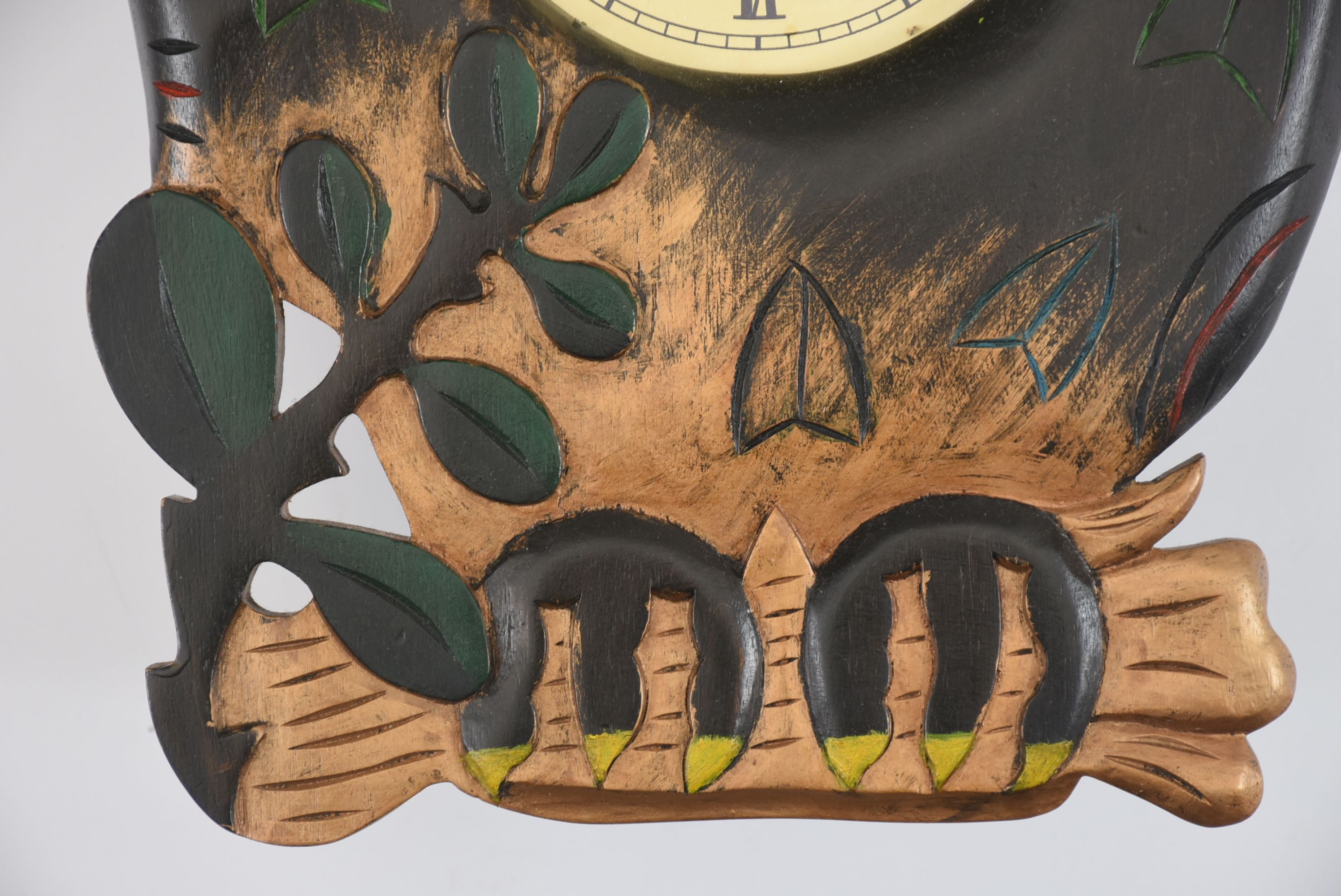 Charming Vintage Owl Wall Clock