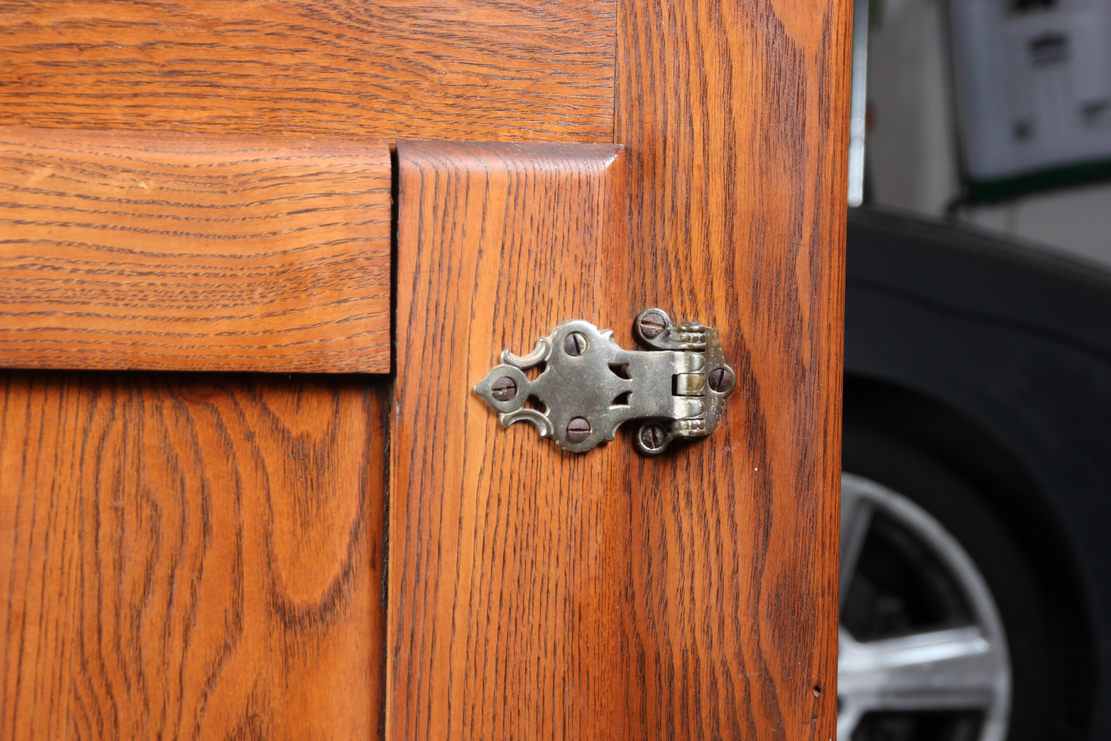 Vintage Gibson Cambria Oak Icebox