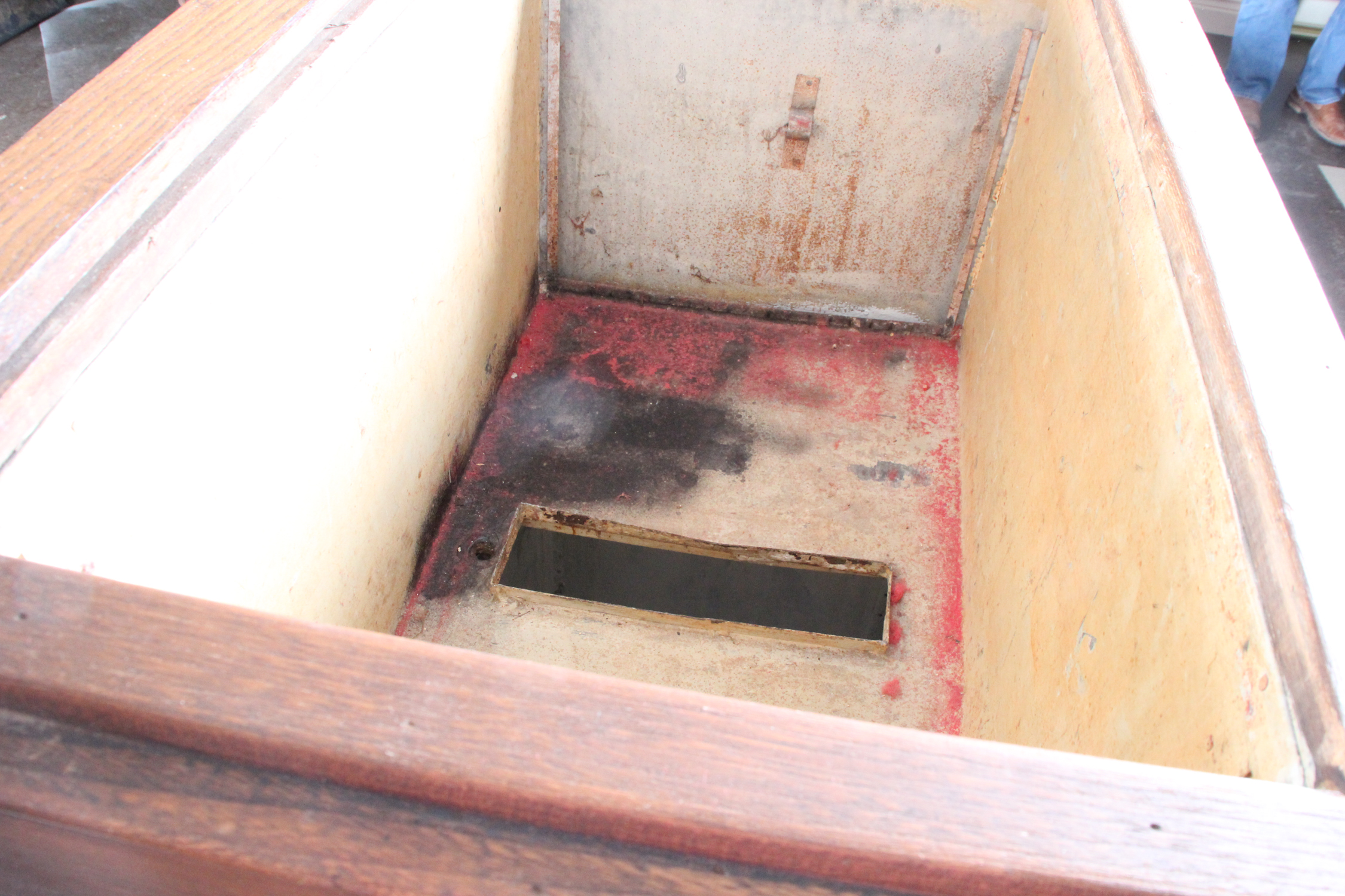 Vintage Gibson Cambria Oak Icebox