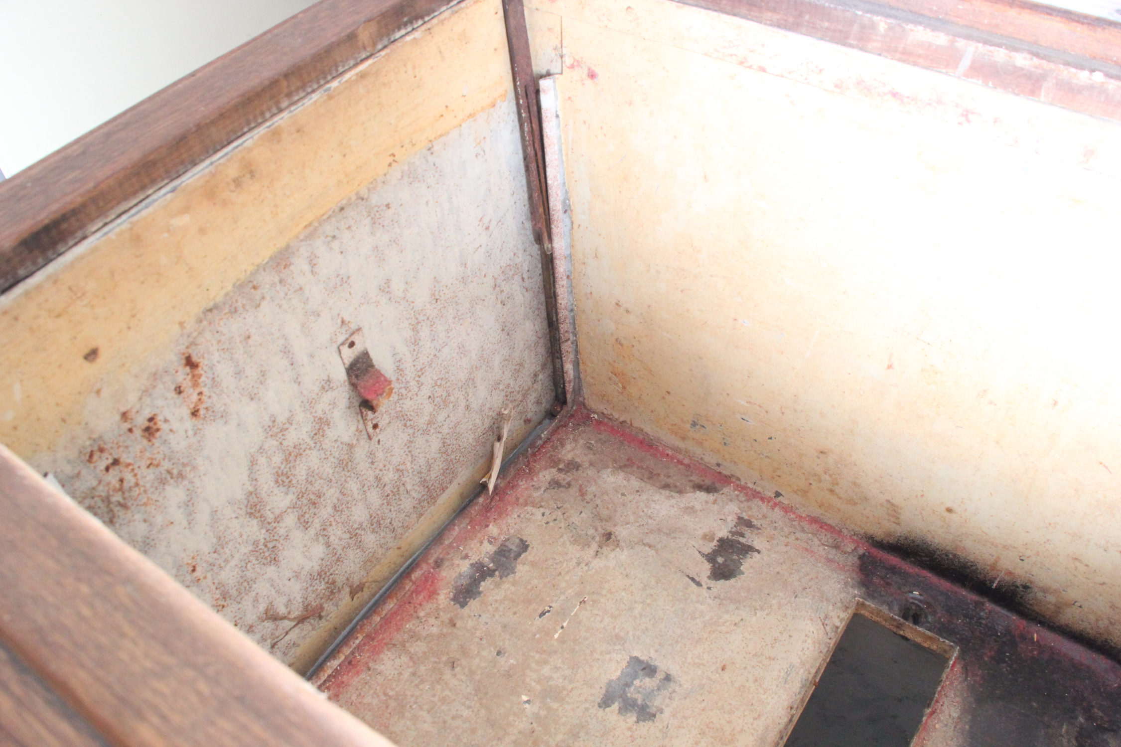 Vintage Gibson Cambria Oak Icebox