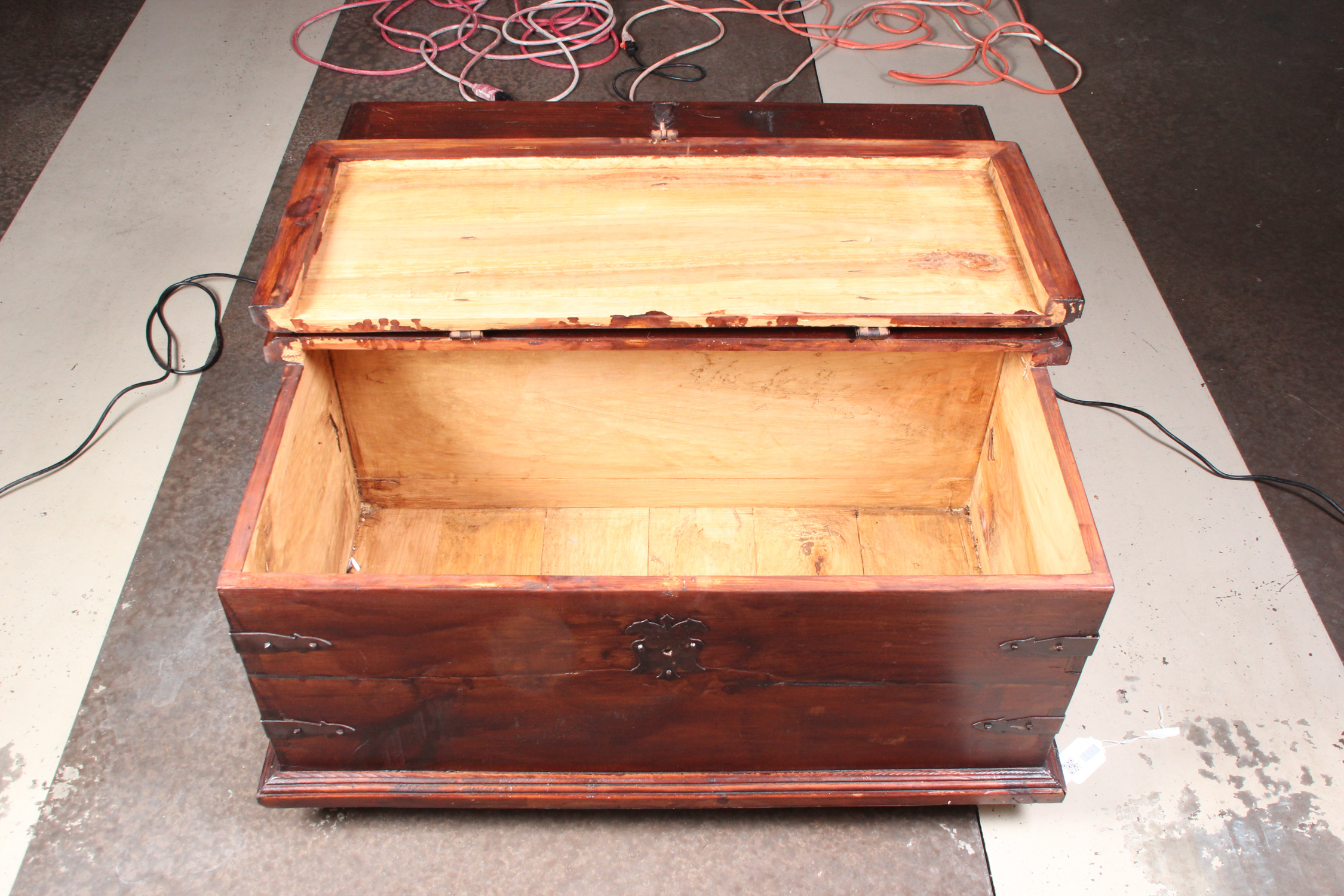 Cherry Stained Pine Trunk Coffee Table