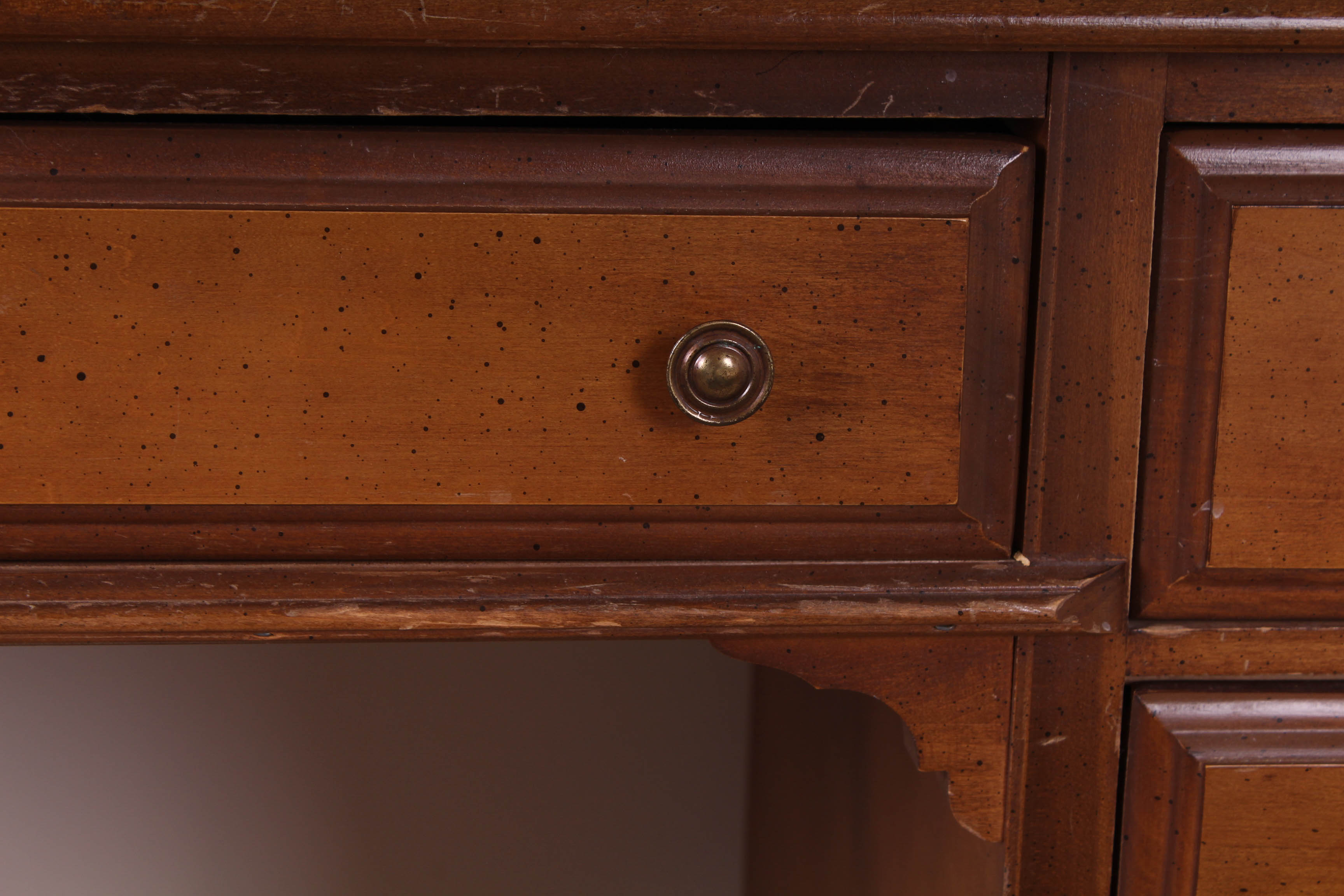 Vintage Cherry Finish Bassett Furniture Desk