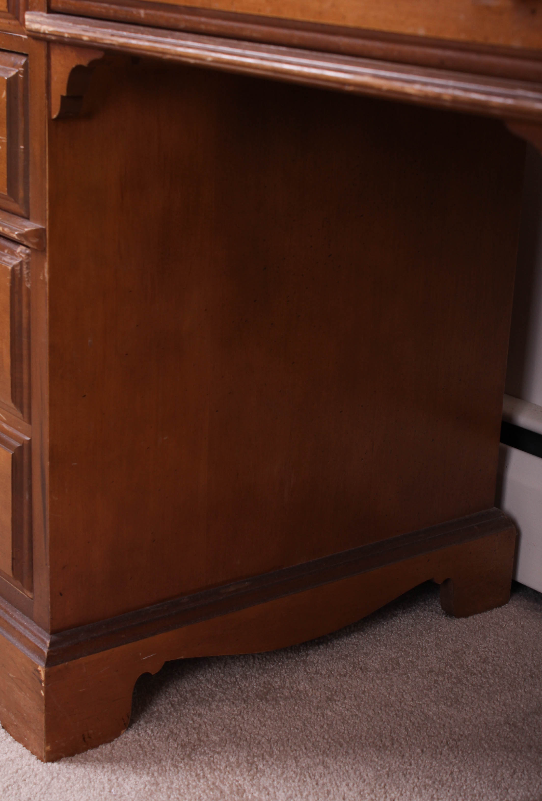 Vintage Cherry Finish Bassett Furniture Desk