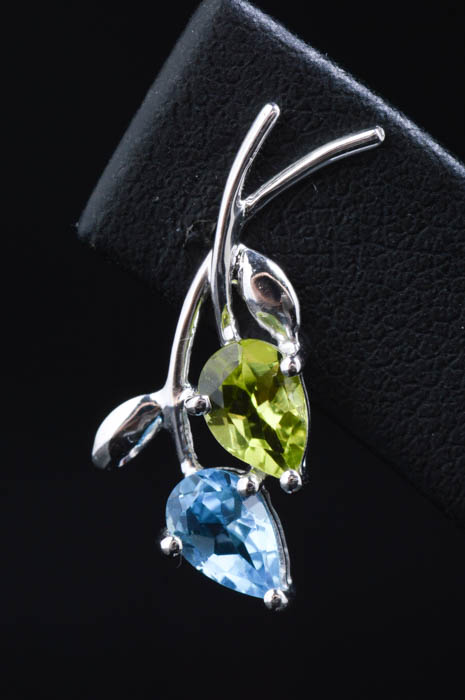 10K White Gold Peridot and Blue Topaz Earrings