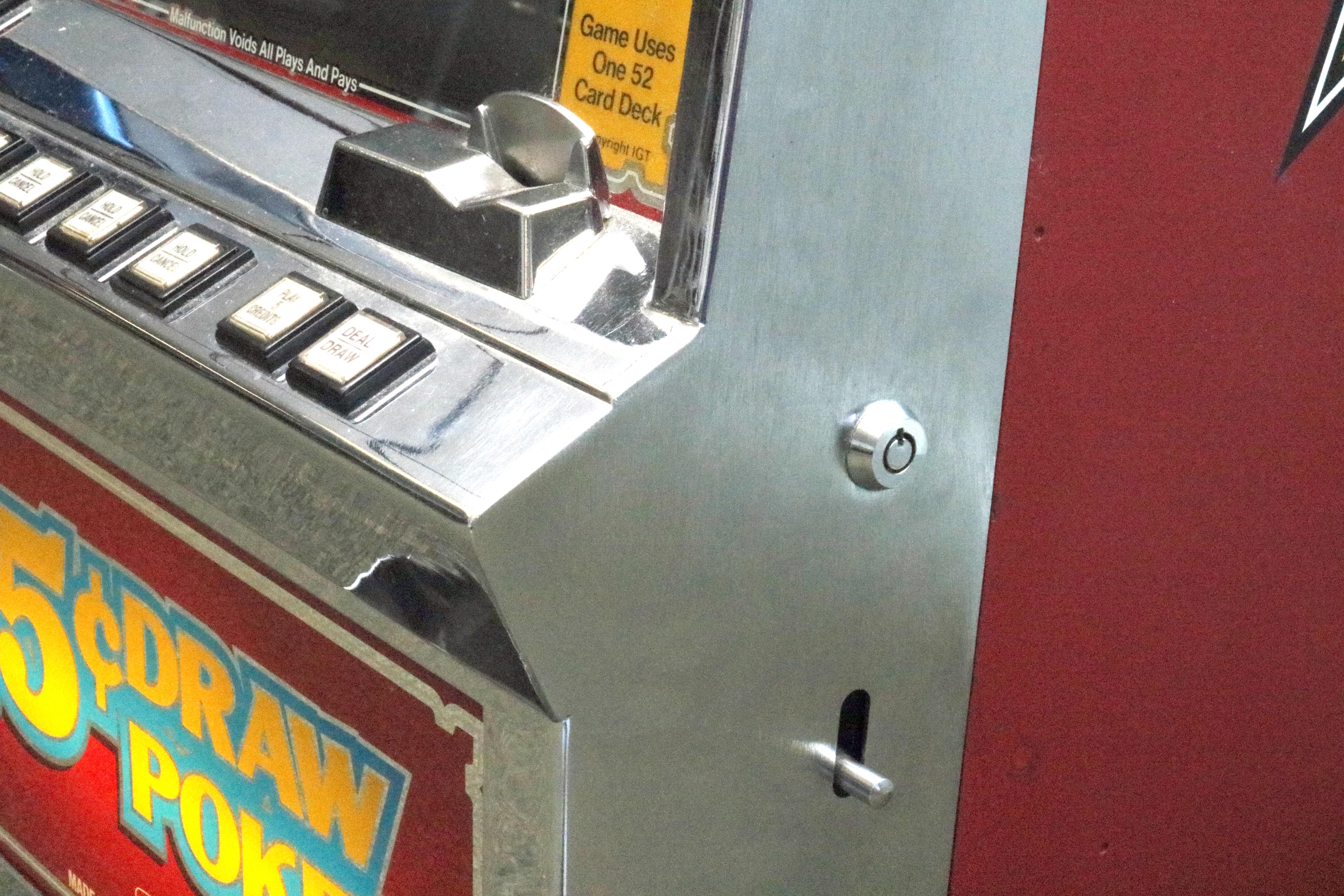 Players Edge Draw Poker Video Machine